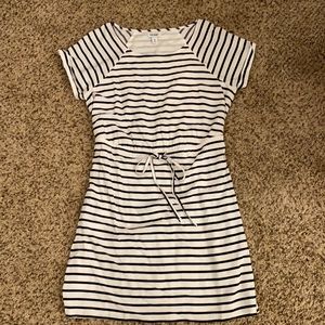 Old Navy Summer Dress (medium)